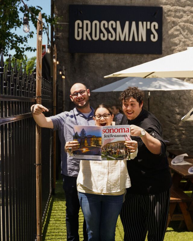 We're still giddy with excitement over being mentioned in @sonomamag's Best Restaurants in Sonoma County issue! Thank you to our incredible team—we're honored by this recognition!
.
.
.
.
.
.
.
.
.
.
.
.
.
.
.
 #vibes #summer #railroadsquare #bakery #sweet #award #bestrestaurants #magazine #chef #rocknroll #cocktails #starkrestaurants