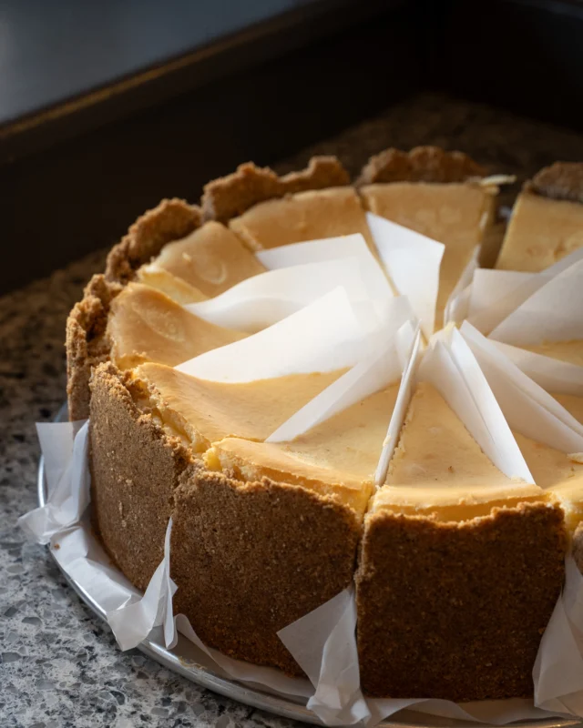 A slice of pure comfort.
NY Cheesecake, spiced graham cracker crust, creamy center, zero regrets. 
📸: @savery.media